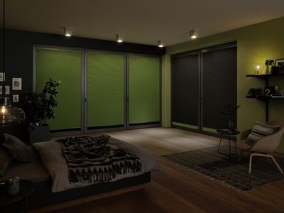 Pleated Blind Systems, SG 8500, DUETTE® Fixé Unix Dark, Col 20074 / 20077, BB35