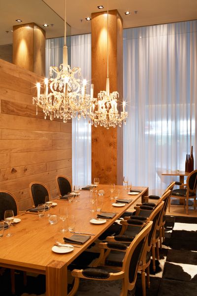 Curtain Systems, SG 5600, Colorama 1, Room shot "Radisson Blu Hotel", Zurich, Switzerland