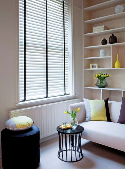 Venetian Blind Systems, SG 8960, Wood slats, 50mm Soft White, Black tape